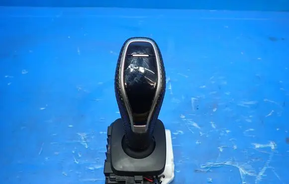 Alfa Romeo Stelvio Gear shifter/selector 1561524580 LNR0324