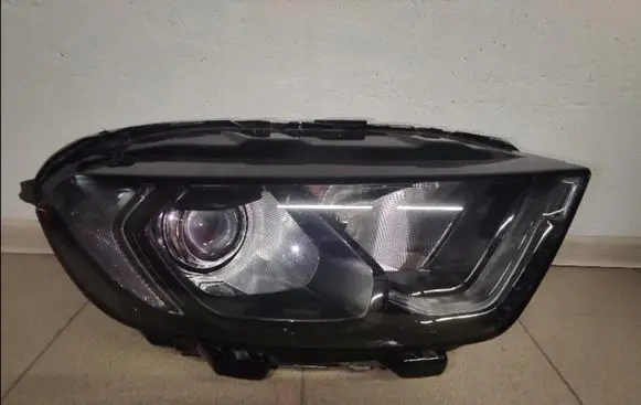 Ford Fiesta Headlights/headlamps set GN1513D154HE