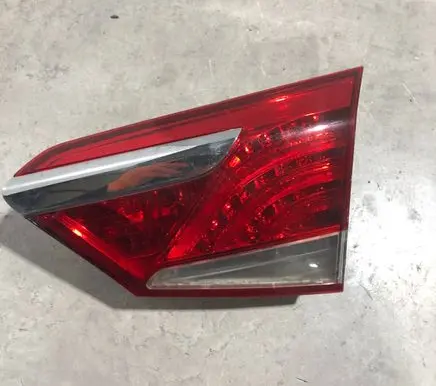 Hyundai i40 Tailgate rear/tail lights 924043Z000
