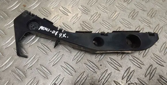 Toyota Prius (NHW20) Front bumper mounting bracket 5211647010
