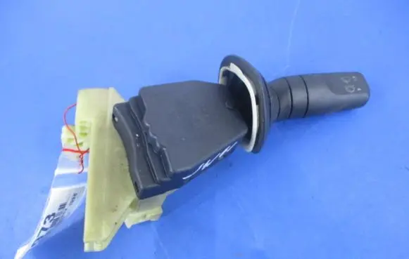 Ford Mondeo MK I Other switches/knobs/shifts 93BG17K478AB