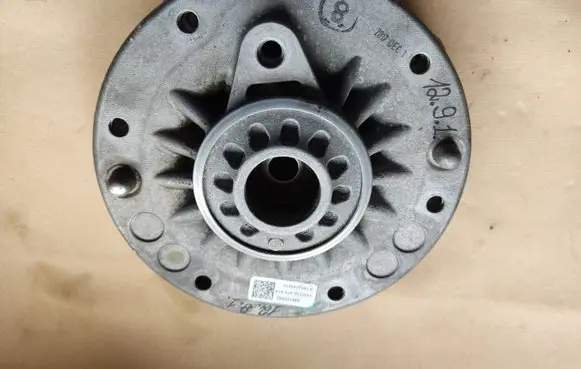 BMW 3 F30 F35 F31 Front upper strut mount 6881929 31306881929