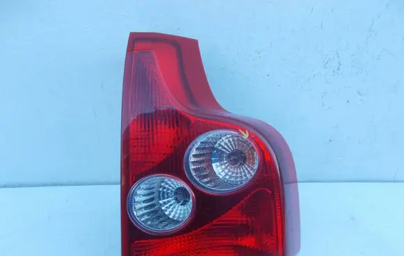 Rear/tail lights
