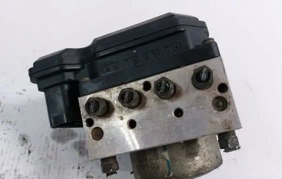 Nissan X-Trail T31 ABS Pump 47660JG221