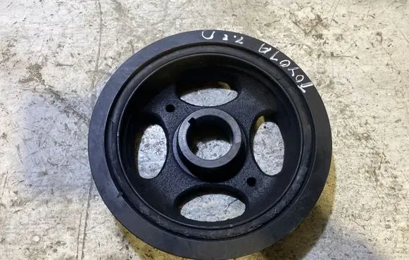 Toyota Corolla Verso AR10 Crankshaft pulley 134080R011