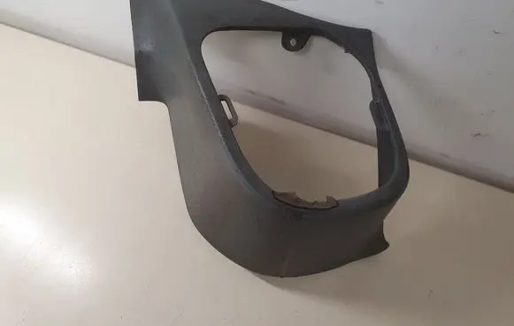 Iveco Daily 4th gen Gear shifter surround trim plastic 3802535