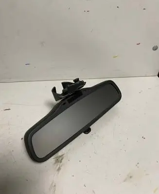 Rear view mirror (interior)