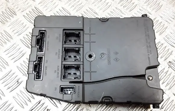 Renault Scenic RX Engine control unit/module 8200433197