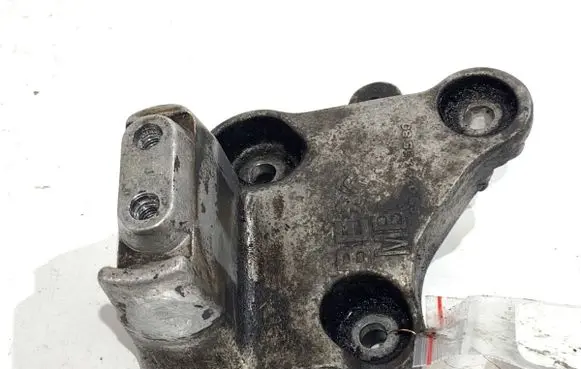 Toyota ProAce City Gearbox mount 9807980580