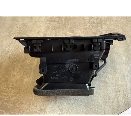 Dashboard side air vent grill/cover trim