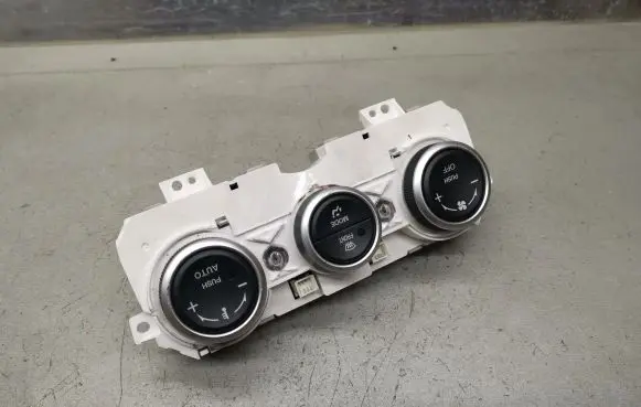 Mazda 6 Climate control unit