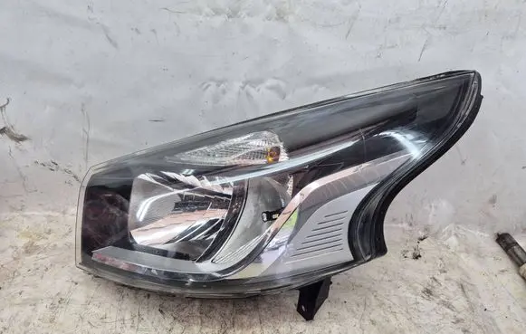 Renault Trafic III (X82) Headlight/headlamp 260607934R 1EE01141001