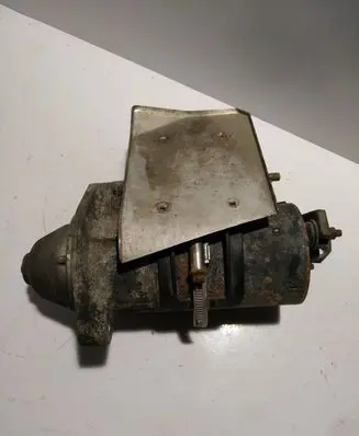 Audi A6 S6 C4 4A Starter motor 10058219