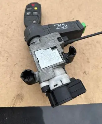 Volvo XC90 Ignition lock contact 8645228