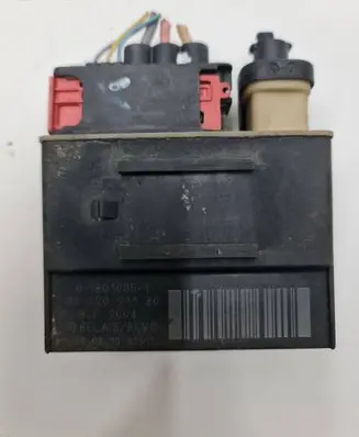 Peugeot 207 Glow plug pre-heat relay 9652021180 018010951