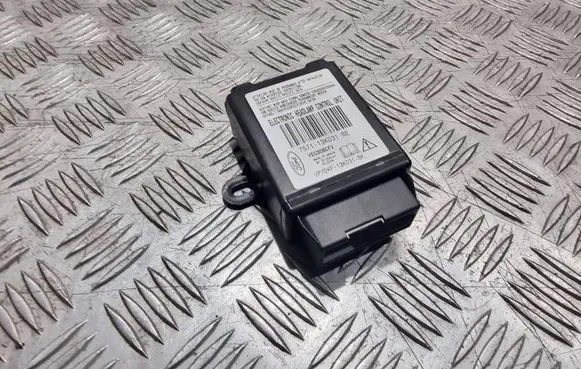 Ford Mondeo MK IV Light module LCM 7S7113K031BE YEC008CFV VP7EKF13K031BK