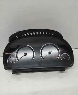 Speedometer (instrument cluster)
