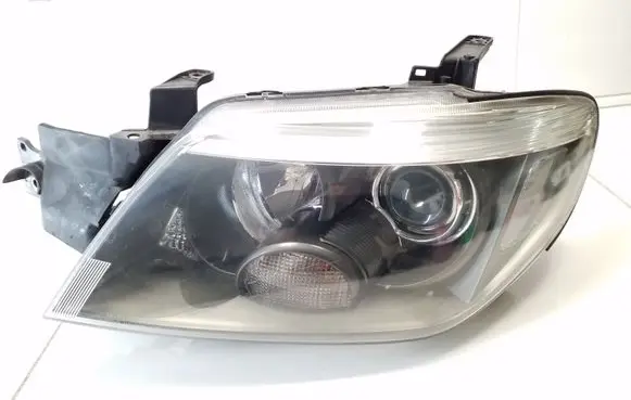 Mitsubishi Outlander Headlight/headlamp 2141179L