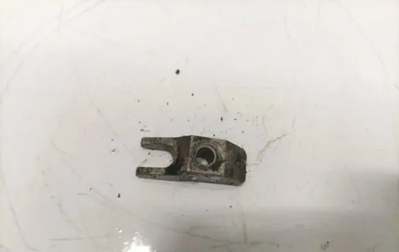 Fiat Croma Fuel Injector clamp holder 