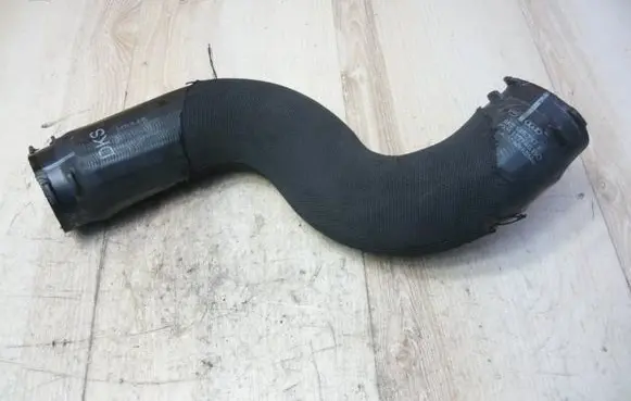 Audi A4 S4 B8 8K Intercooler hose/pipe 8K0145737K