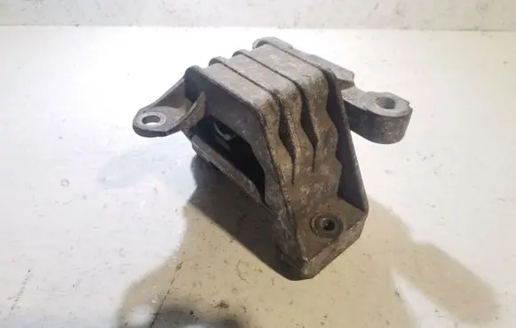 Saab 9-3 Ver2 Engine mount bracket 21044612