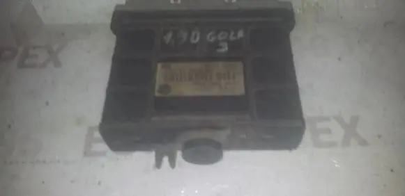 Volkswagen Golf III Engine control unit/module 5DS00725601 1H0927303A