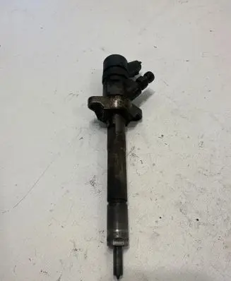 Peugeot 207 Fuel injector 0445110239