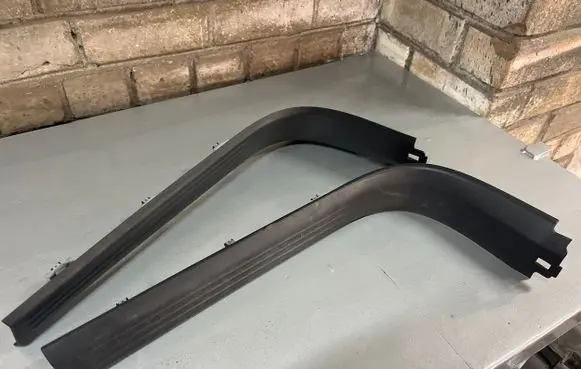 Volvo V40 Front sill trim cover 31267987 31267988