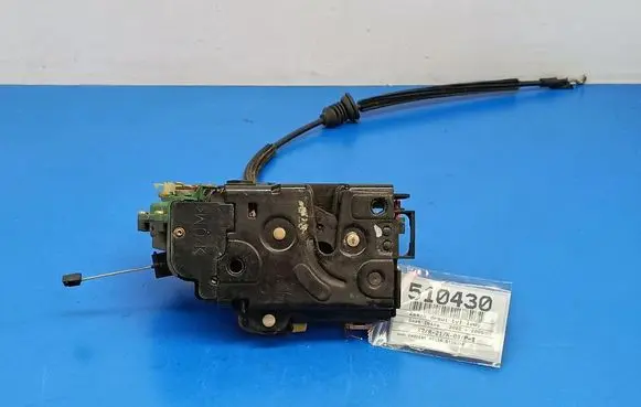 Seat Ibiza III (6L) Rear door lock 3B4839015AG