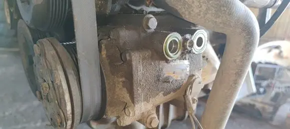 Ford Focus Air conditioning (A/C) compressor (pump) 1828202 RE98AB19D629AA YS4H19D629AA