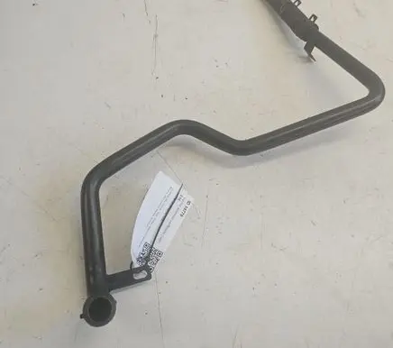 Audi A6 S6 C5 4B Engine coolant pipe/hose 059121065D
