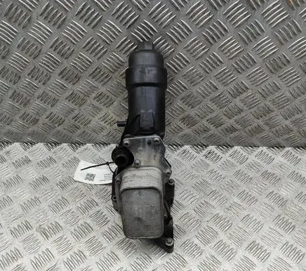 BMW 1 F20 F21 Oil filter cover 8513965 8585624