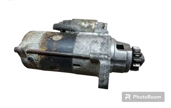 Nissan X-Trail T30 Starter motor 233008T801