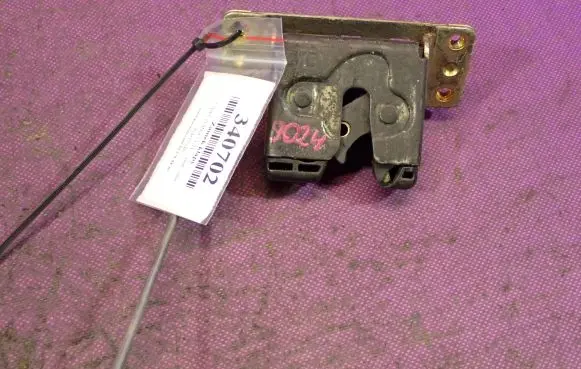 Opel Astra G Tailgate/trunk/boot lock/catch/latch 90563999