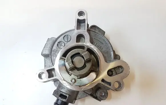 Vacuum pump