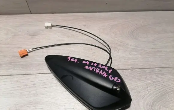 Citroen C4 III e-C4 Aerial GPS antenna 9835734280