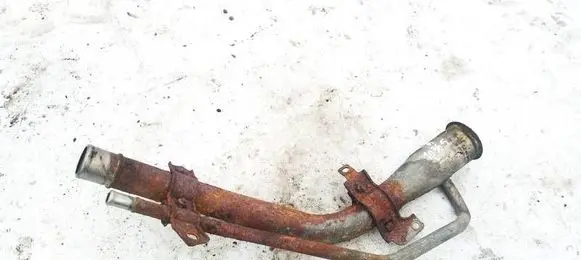 Fuel tank filler neck pipe