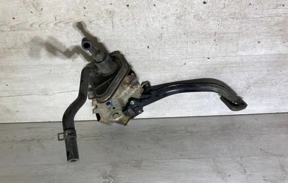 Hyundai Tucson TL Clutch pedal 32802D3000