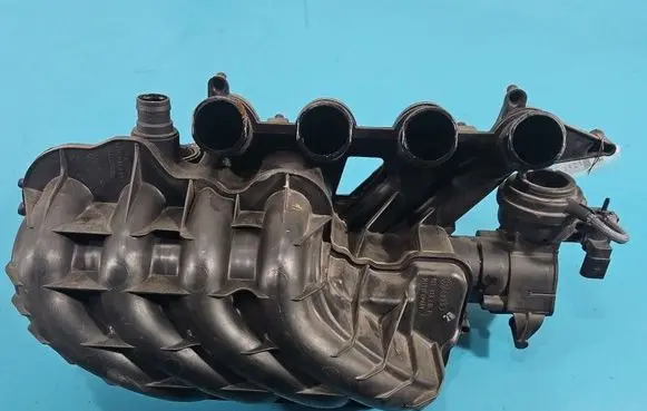 Volkswagen PASSAT B6 Intake manifold 06F133210P IMPRK1552999