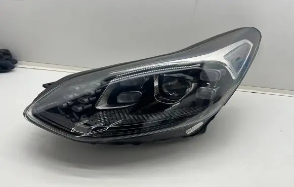 KIA Sportage Headlight/headlamp 92101F1510 L009L510004429 210820189