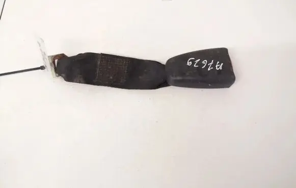 Mitsubishi Carisma Rear seatbelt buckle