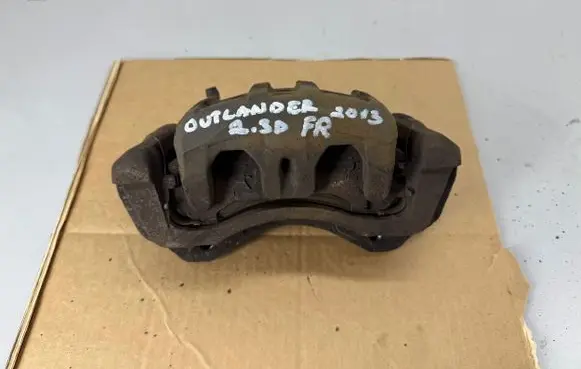 Mitsubishi Outlander Front brake caliper
