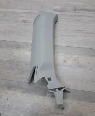 (C) pillar trim