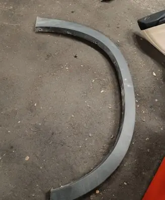 BMW X5 E70 Front arch trim 51777158428 7158428
