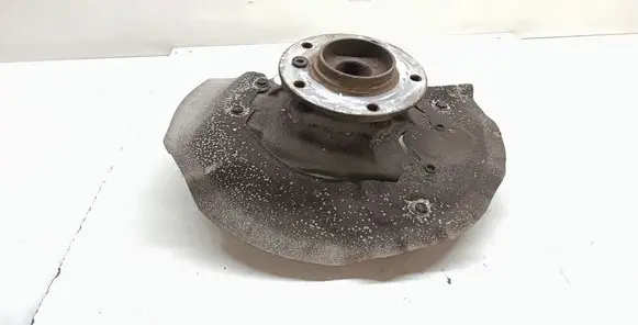 BMW 6 E63 E64 Front wheel hub spindle knuckle 6767017