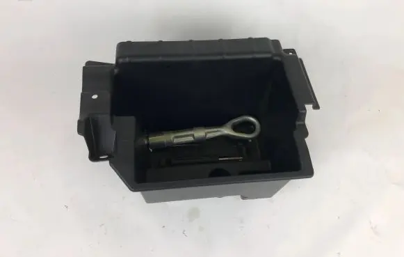BMW X3 F25 Glove box in trunk 7372961 18311410