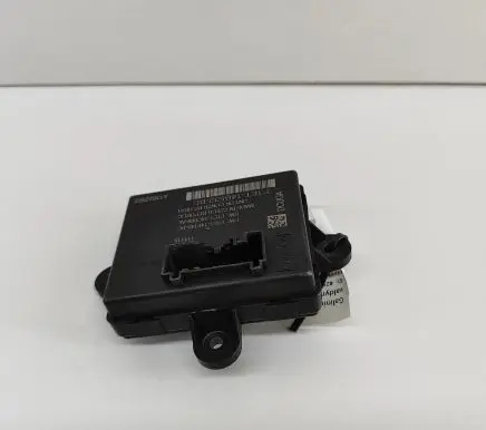 Ford Focus Door control unit/module F1ET14F143BC F1ET14C068AE
