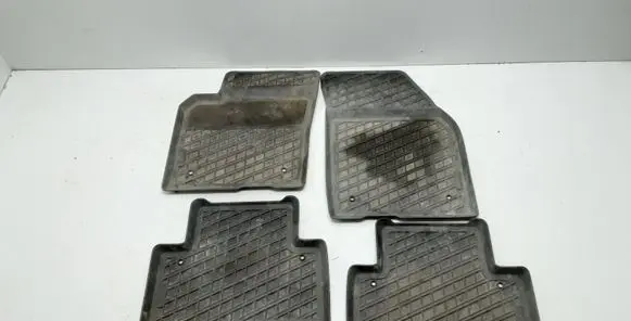 Volvo V50 Car floor mat set 08685818 30660214 8685820