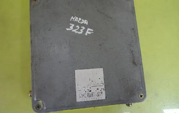 Mazda 323 F Engine control unit/module MAZDA323F