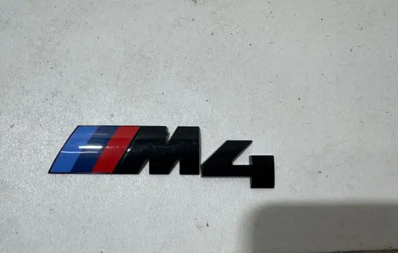 BMW M4 F82 F83 Manufacturers badge/model letters 8068579
